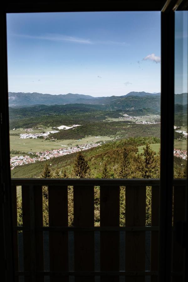 Dom Na Slivnici Bed & Breakfast Cerknica Exterior photo